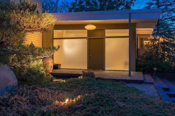 UNIVERSAL-9999-EN-25 UNIVERSAL-9999-EN-25