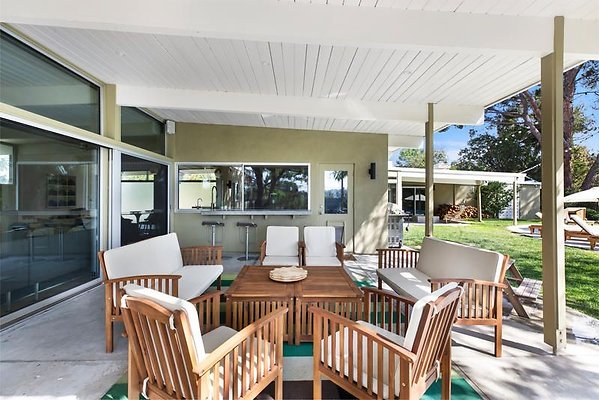 UNIVERSAL-9999-EN-10 UNIVERSAL-9999-EN-10