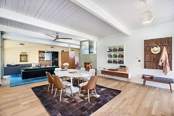 UNIVERSAL-9999-EN-6 UNIVERSAL-9999-EN-6