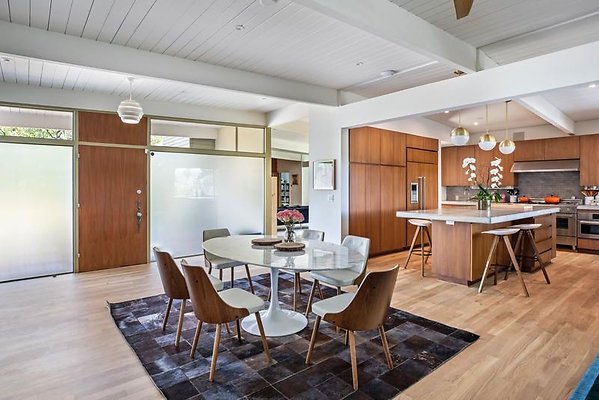 UNIVERSAL-9999-EN-59 UNIVERSAL-9999-EN-59