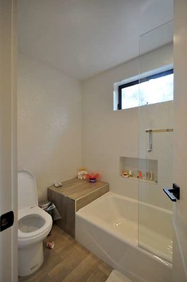 9594 bath8