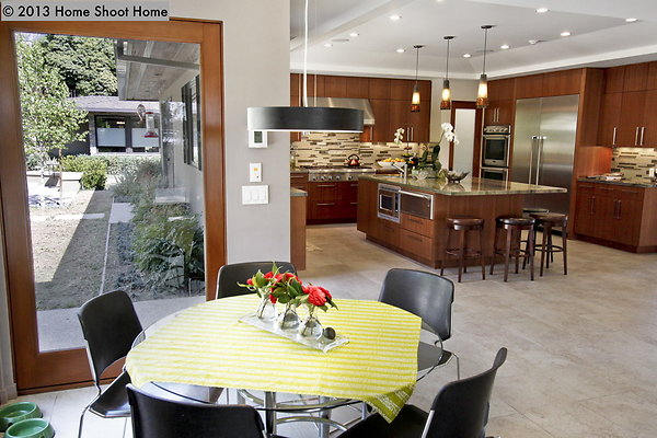 15breakfast-nook-reverse