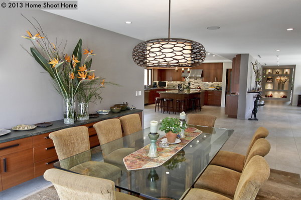 09dining-room-reverse