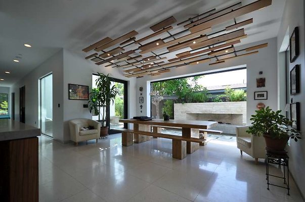 9136 dining4