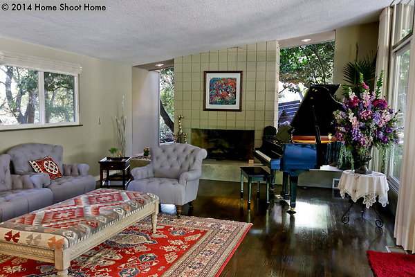 04living-room