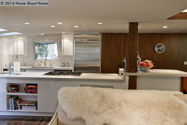 15family-room-reverse