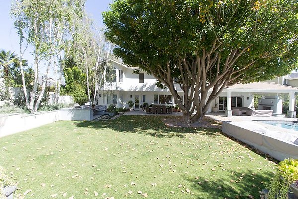 Axju4GGQzU3nlRbWW8YSe8giXGq5sIMhw1rB5kHJQ 8