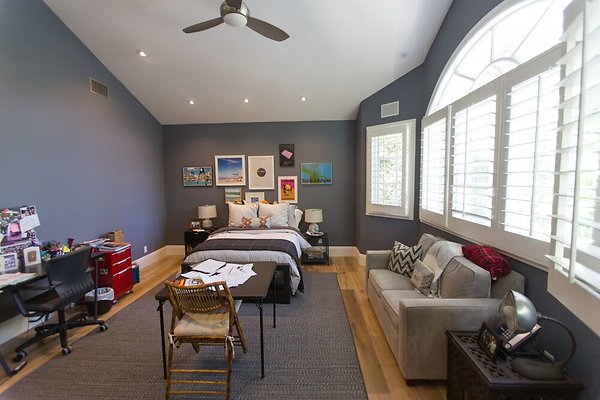 Fru2POHk R9OSZatVBk4MdVEivQZ10jjGfYjG-nUP7I