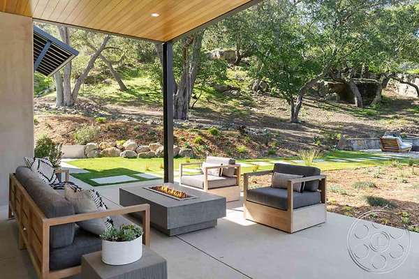 modern-farmhouse-5-48