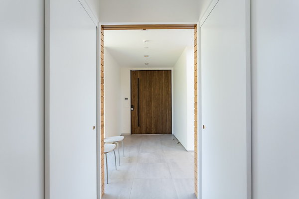 005 Modern-029 resize