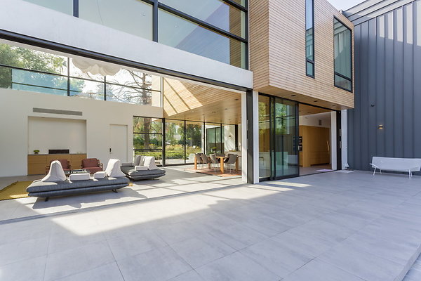 005 Modern-127 resize