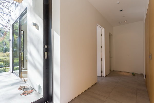 005 Modern-068 resize 005 Modern-068 resize