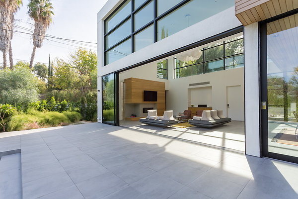 005 Modern-126 resize