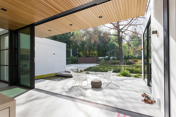 005 Modern-051 resize