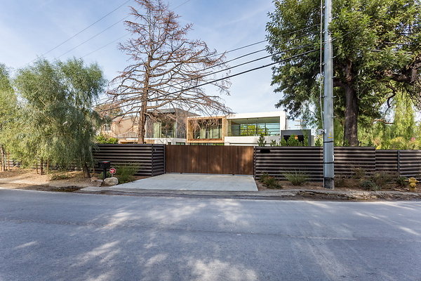 005 Modern-137 resize