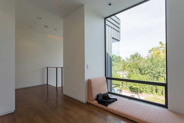 005 Modern-086 resize 005 Modern-086 resize