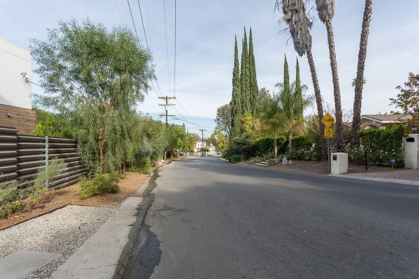 005 Modern-152 resize