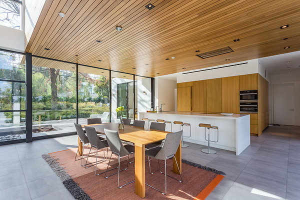 005 Modern-055 resize