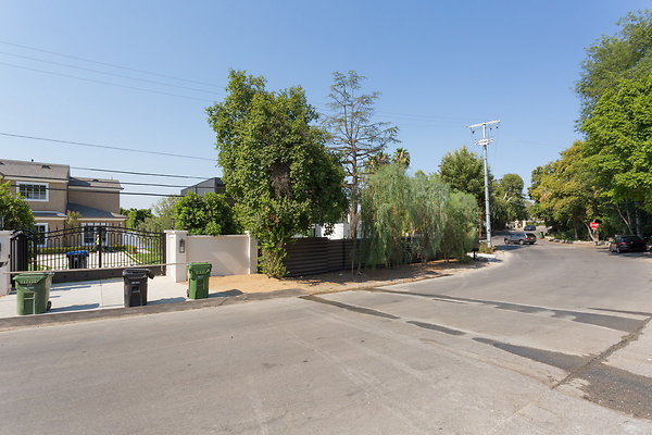 005 Modern-158 resize