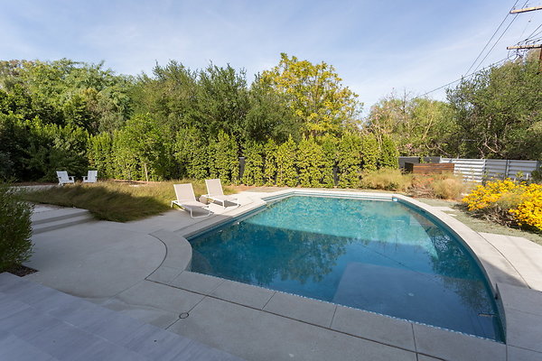 005 Modern-136 resize