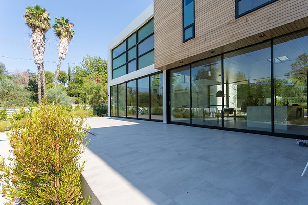 005 Modern-125 resize