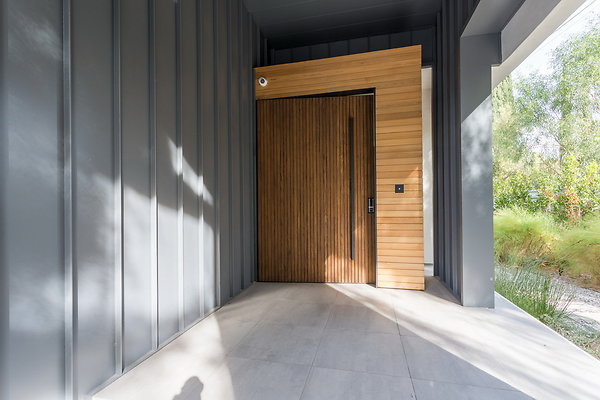 005 Modern-138 resize