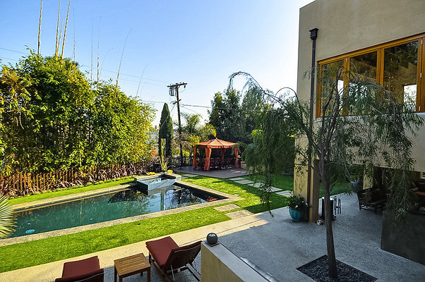 Modern 328 060 Modern 328 060