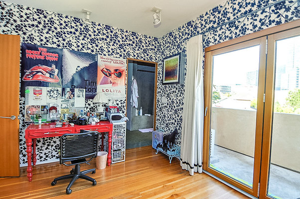 Modern 328 038 Modern 328 038