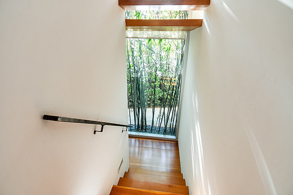 Modern 328 027 Modern 328 027