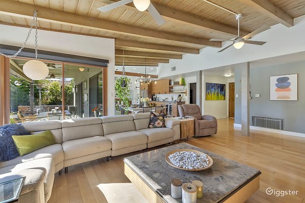 modern-ranch-home-on-a-1-4-acre-in-sherwood-forest-04
