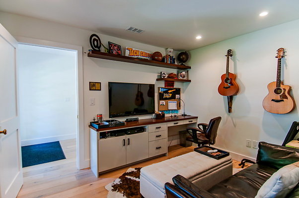 357 Ranch Home-023
