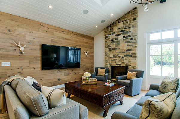 357 Ranch Home-032