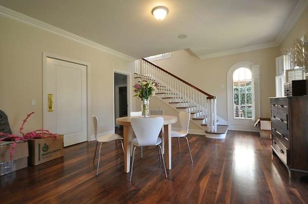 9188 dining5 9188 dining5