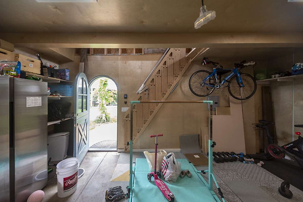 13781 garage 3