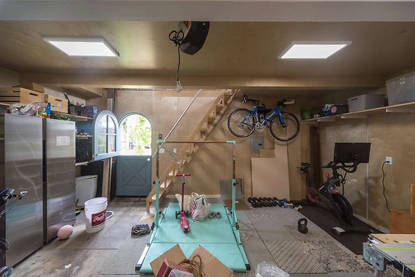 13781 garage 4