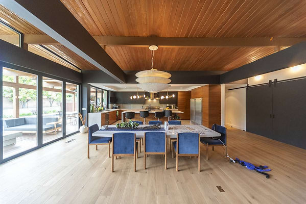 9594 dining 1