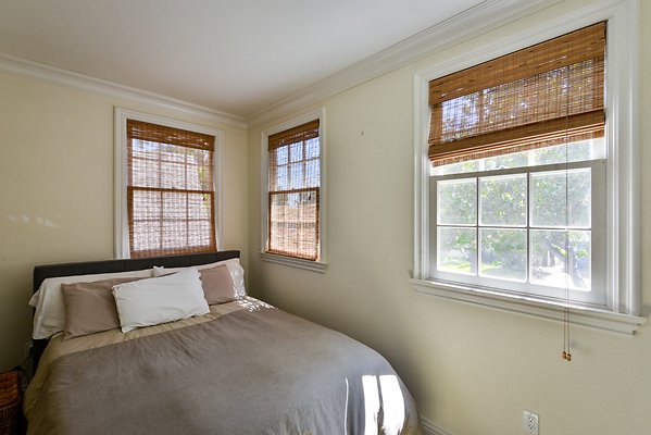 UNIVERSAL-B470-LA-67 UNIVERSAL-B470-LA-67