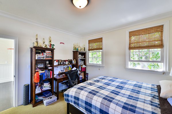 UNIVERSAL-B470-LA-63