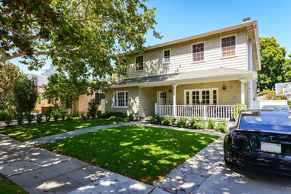 UNIVERSAL-B470-LA-18