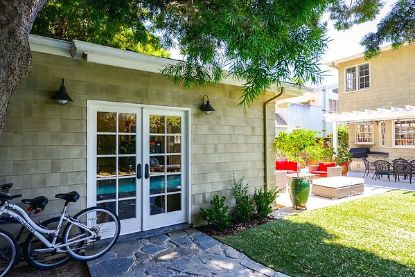 UNIVERSAL-B470-LA-47