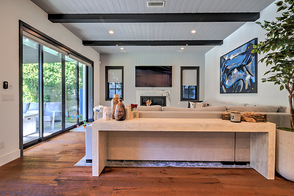 UNIVERSAL-C129-SO-19