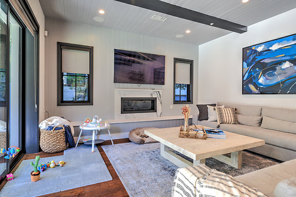 UNIVERSAL-C129-SO-18