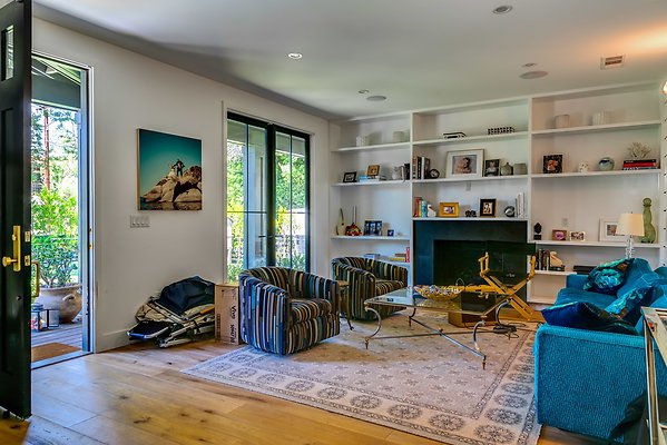 PL6542 - 4 PL6542 - 4