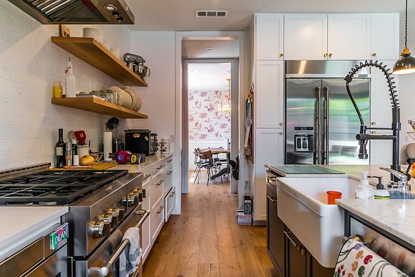 PL6542 - 17 PL6542 - 17