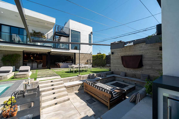 13257 patio 1