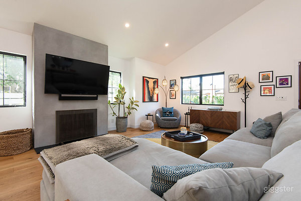 huge-open-concept-suburban-modern-farmhouse-14 huge-open-concept-suburban-modern-farmhouse-14