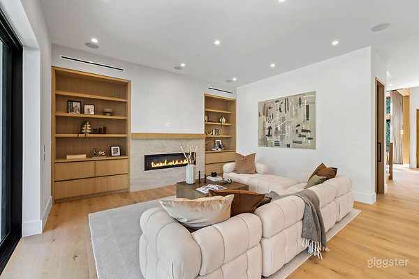 golden-hour-modern-retreat-27