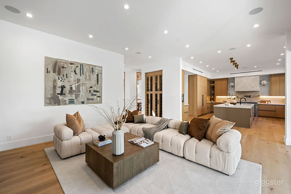 golden-hour-modern-retreat-12