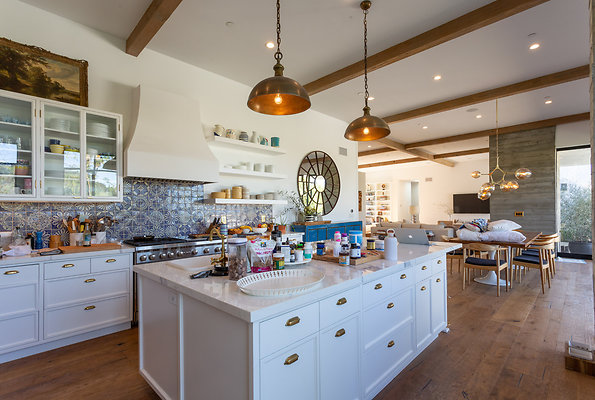 East West Mod 123 - Studio City