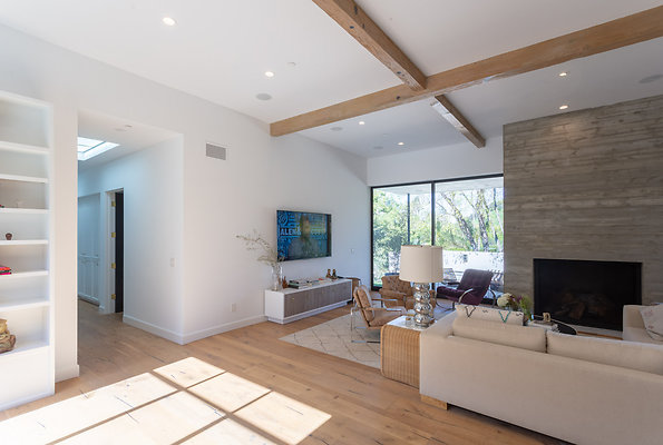 neweastwestlocationsincIMG-02307 neweastwestlocationsincIMG-02307